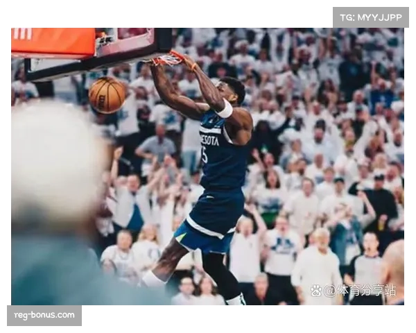 罗伯特威廉姆斯险遭重伤 兰德尔犯规升级警示安全 罗伯特威廉姆斯险遭重伤 兰德尔犯规升级警示安全